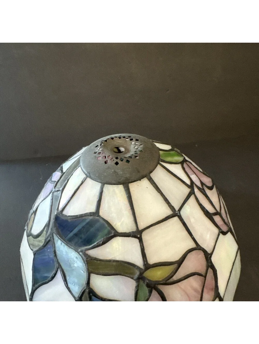 Vintage Tiffany Style Rose Stained Glass Lamp Shade 10” W By 7” H Iridescent